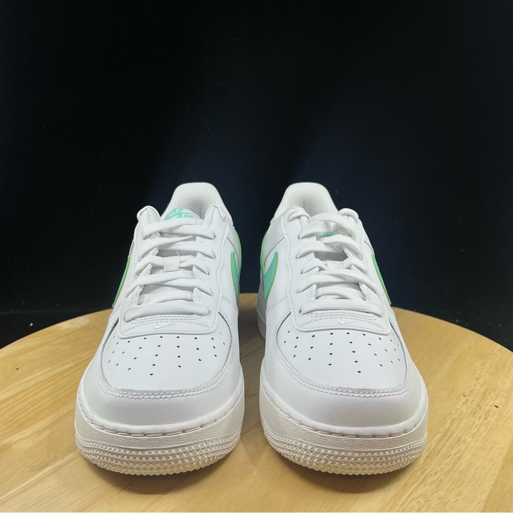 NEW Nike Air Force 1 Low White/Emerald Green DV7762 104 Women’s Sz 8.5/ Size 7Y - Picture 6 of 10